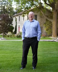 About Dean Manton Broker And Real Estate ReMax Centre